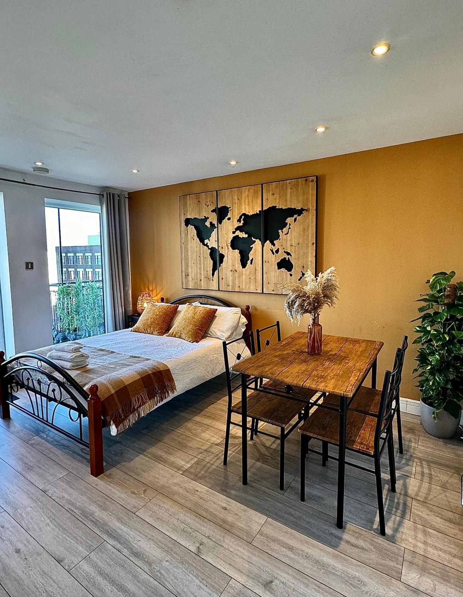 伦敦Cozy Flat With Balcony公寓 外观 照片